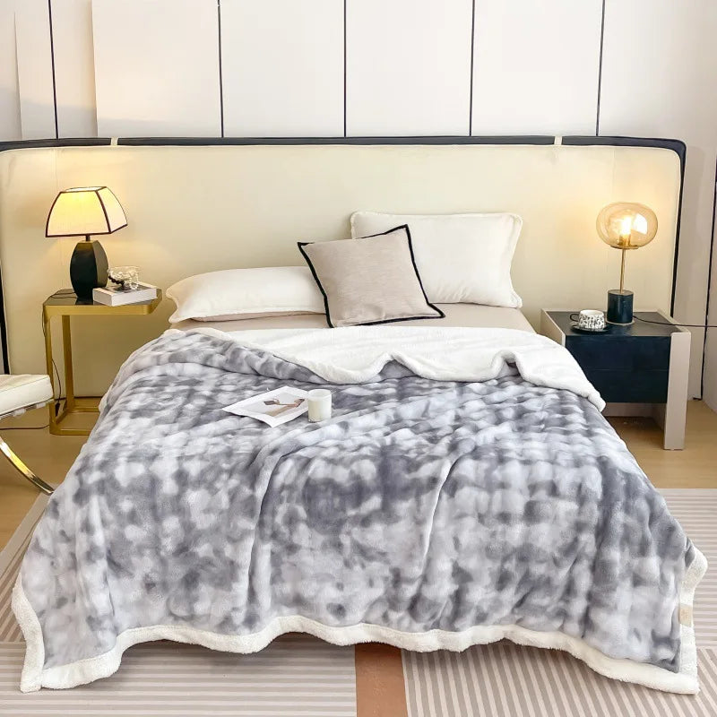 Nordic Lamb Fleece Throw