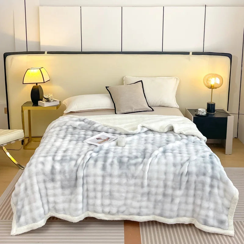 Nordic Lamb Fleece Throw